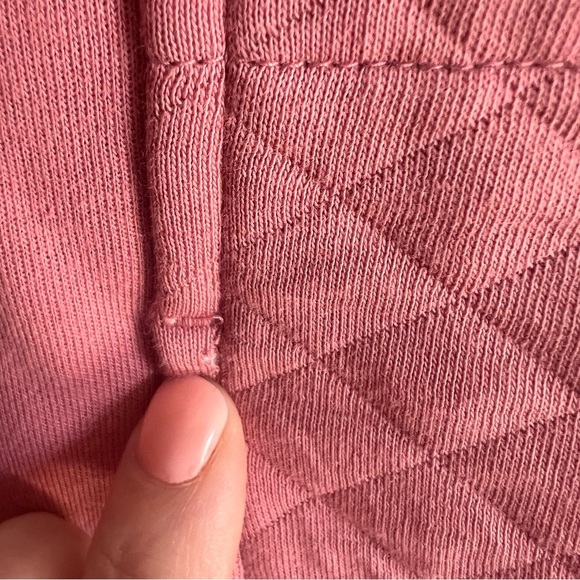 L.L. Bean Women's Quilted Pink Zip Up Sweatshirt Small - Picture 4 of 5
